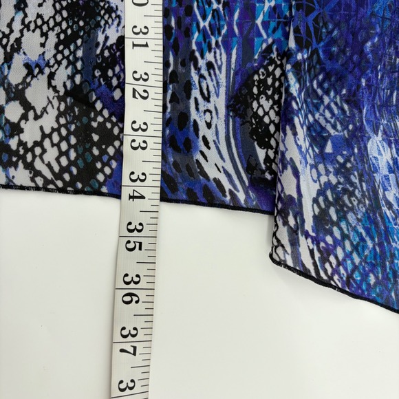CATHERINES 5X 34/36W Blue Purple Snake Print Embellished Neckline Tunic Top - Picture 6 of 6